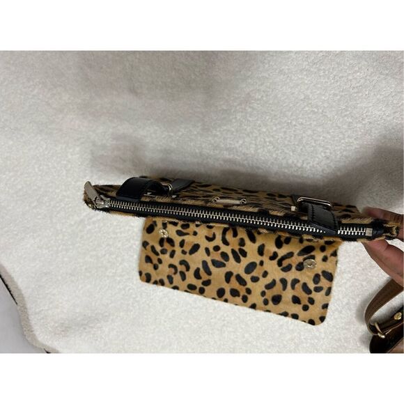 Jimmy Choo Zipper Crossbody Cowhide Cheetah print vintage small bag - Picture 9 of 9